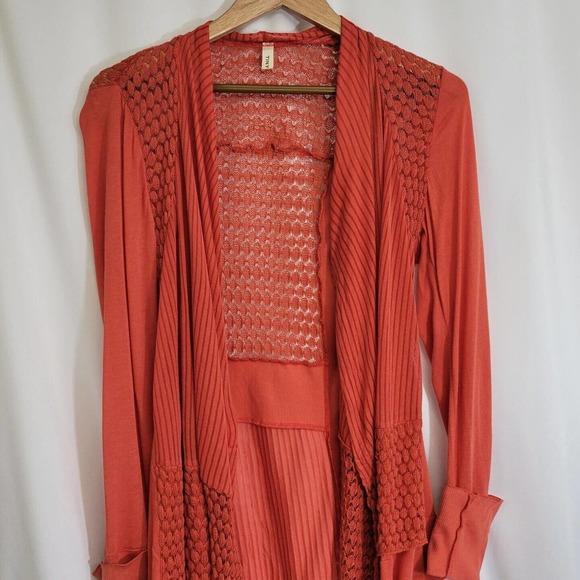 TINY Anthropologie Orange Coral Crochet Boho Lightweight Cardigan Sweater Medium - Picture 2 of 10